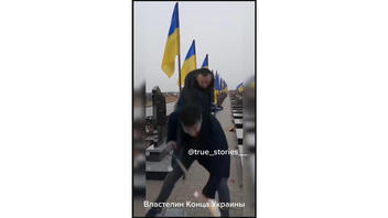 Fact Check: Video Does NOT Show Zelenskyy Cleaning Ukrainian Cemetery With Shovel